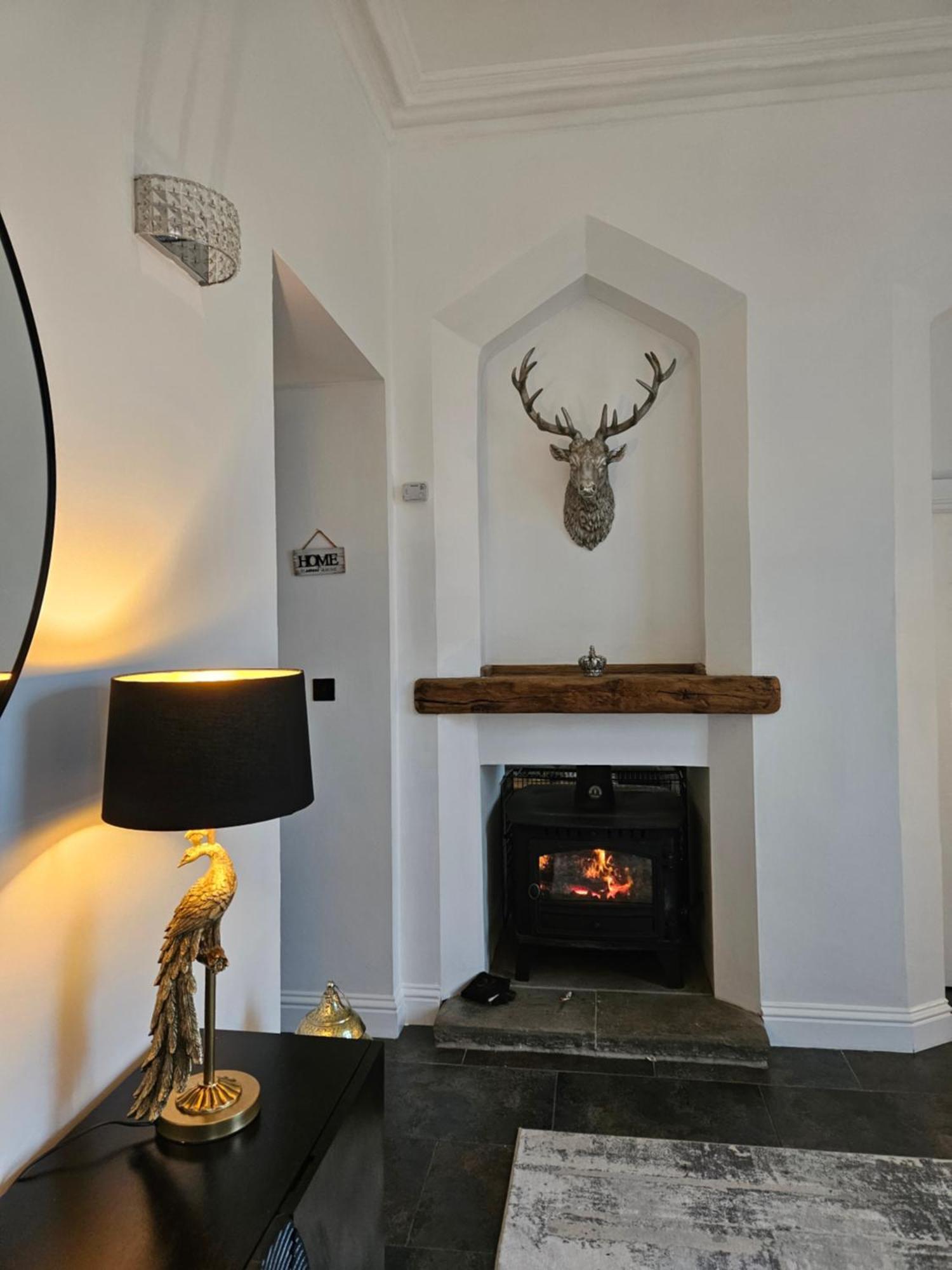Langhouse Castle Bed And Breakfast Inverkip Exterior photo